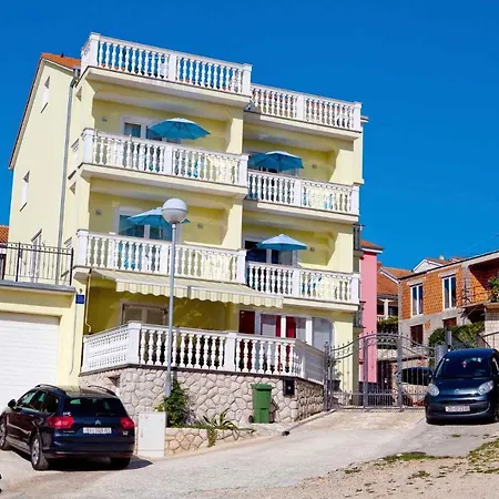 Crikvenica, Vinodol 15 *